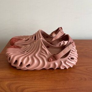 Crocs Pollex Clog by Salehe in Dusty Rose